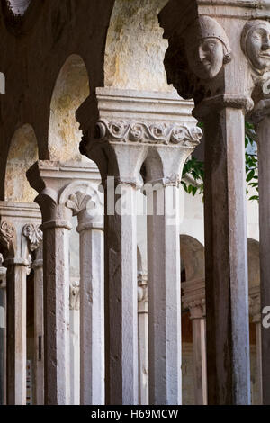 Dubrovnik, befindet sich entlang der dalmatinischen Küste in Kroatien, bekannt als die "Perle von the Adria 'und seine alte Stadt ist ein UNESCO Wo Stockfoto