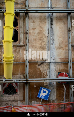 Italien. Abruzzen. L ' Aquila. 2016. Wiederaufbau arbeitet nach dem Erdbeben von 2009 Stockfoto