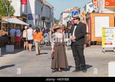 Challans, Frankreich - 11. August 2016: Veranstaltung einmal Challans "Autrefois Challans" durch die Stadt und taucht Besucher in th Stockfoto