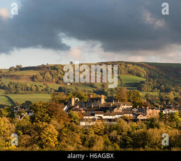 Hay-on-Wye, UK. 26. Oktober 2016. Herbstliche Sonne auf Hay-on-Wye, die Stadt der Bücher. Bildnachweis: Steven H Jones/Alamy Live-Nachrichten Stockfoto