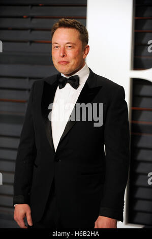 Elon Musk besucht die 2015 Vanity Fair Oscar Party hosted by Graydon Carter im Wallis Annenberg Center für darstellende Künste am 22. Februar 2015 in Beverly Hills, Kalifornien. Stockfoto