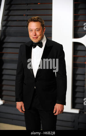 Elon Musk besucht die 2015 Vanity Fair Oscar Party hosted by Graydon Carter im Wallis Annenberg Center für darstellende Künste am 22. Februar 2015 in Beverly Hills, Kalifornien. Stockfoto