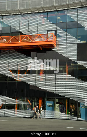 Neubau, komplexe Gehäuse HereEast und BT-Sport von der Queen Elizabeth Olympic Park in London, Vereinigtes Königreich. Stockfoto