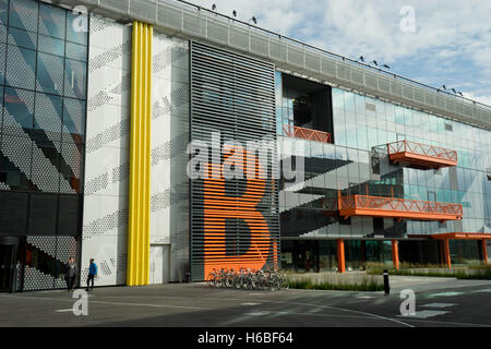 Neubau, komplexe Gehäuse HereEast und BT-Sport von der Queen Elizabeth Olympic Park in London, Vereinigtes Königreich. Stockfoto