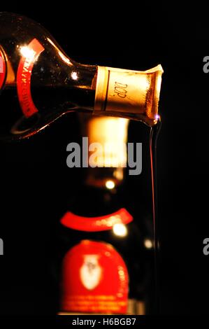 Balsamico-Essig Hersteller, Modena, Emilia Romagna, Italien Stockfoto