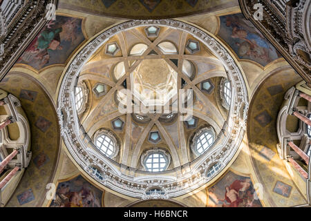 königliche Kirche von San Lorenzo Interieur in Turin, Italien. Stockfoto