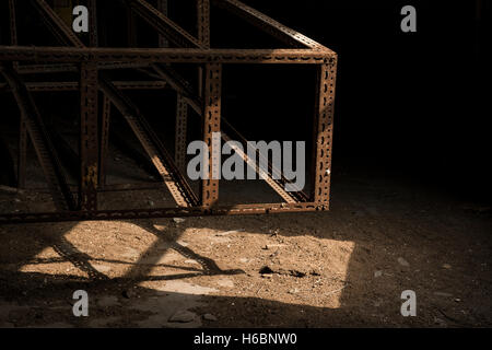 In der nun verlassenen Falcon Keramik, Stoke-on-Trent, Staffordshire, UK Stockfoto