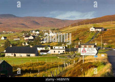 Balallan Dorf Grundschule Zeichen Isle of Lewis Western Isles äußeren Hebriden Schottland Vereinigtes Königreich Stockfoto