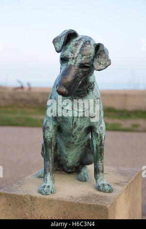 Snooks Hund-Denkmal, Aldeburgh Strandpromenade, Aldeburgh, Suffolk England UK Stockfoto