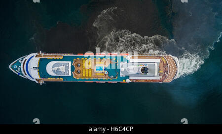 AIDA Cara Kreuzfahrtschiff im Hafen von Reykjavik, Island Stockfoto