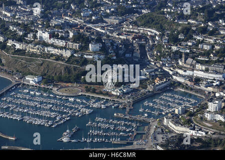 Luftaufnahme von Torquay einschließlich der Torbay Hotel und Riesenrad Stockfoto