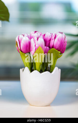 Tulpe Blumen im Blumentopf Stockfoto