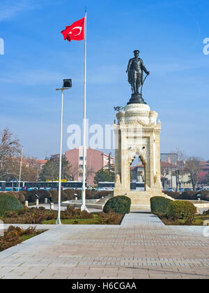 Das erste Mustafa Kemal Atatürk Denkmal in der Türkei, befindet sich auf dem Monument Platz Stockfoto