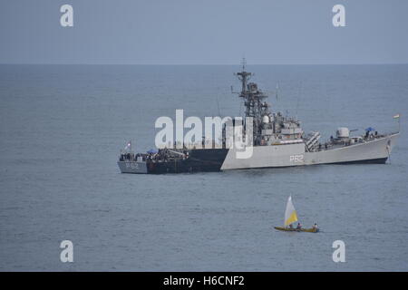 Indian Navy Lenkflugkörper Korvetten in Bucht von Bengal, Indien Stockfoto