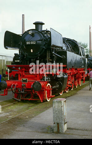 Dampf Lok 66 002 bei der 150-Jahr Jubiläums-Ausstellung DB, Deutsche Bahn, Deutsche Bahn, Bochum Dalhausen Stockfoto