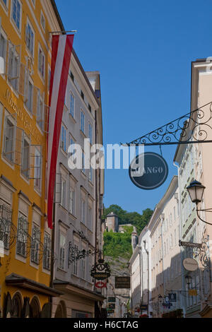 Mozarts Geburtshaus in der Getreidegasse Spur, w.a. Mozart, Geschäfte, Salzburg, Austria, Europe Stockfoto