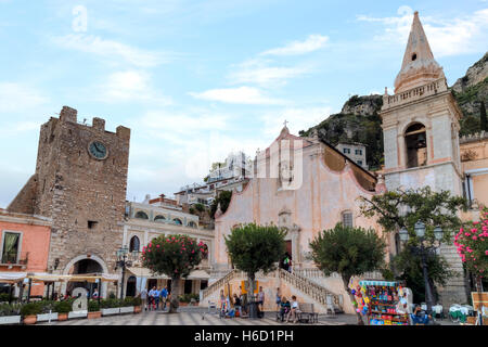 Piazza IX Aprile, Taormina, Sizilien, Italien Stockfoto