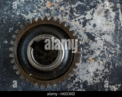 Nahaufnahme der Zahnräder auf Rustick Hintergrund Stockfoto
