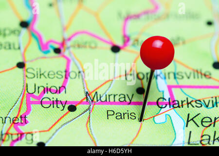 Paris, fixiert auf einer Karte von Tennessee, USA Stockfoto