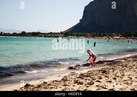 San Vito lo Capo, Sizilien, Oktober, Strand, Schwimmen Stockfoto