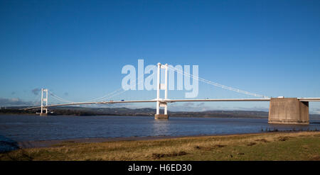 Alten Severn-Brücke verbindet Wales und England über den Severn Mündung tragen Autobahn M48 Stockfoto
