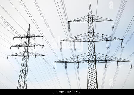 Hochspannungs-Stromkabel Deutschland Leichlingen Stockfoto