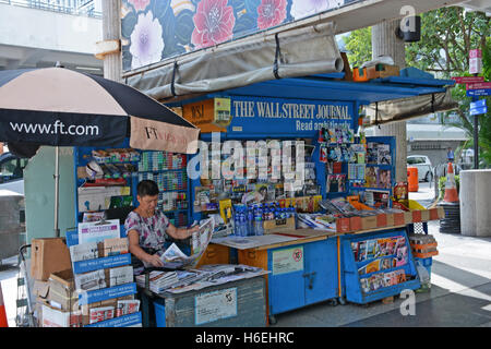 Stall Zeitungskiosk in zentralen Innenstadt, Hong Kong Insel China Stockfoto