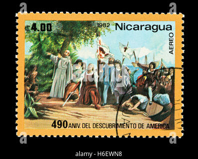 Briefmarke aus Nicaragua, die Darstellung der Landung von Kolumbus in der Karibik. Stockfoto