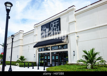 West Palm Beach Florida, Outlets Mall, Shopping Shopper Shopper Shop Shops Markt Märkte Markt Kauf Verkauf, Einzelhandel Geschäfte Business Bus Stockfoto