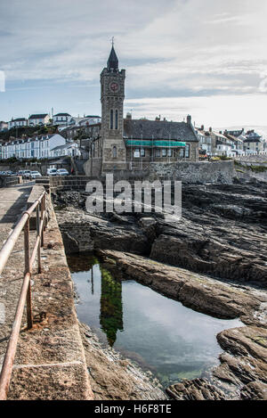 Nebeliger Tag in Cornwall. Stockfoto