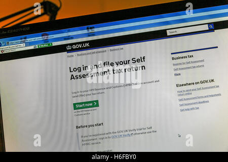 HMRC Self-Assessment Steuererklärung Web Siteseite auf dem Bildschirm Stockfoto
