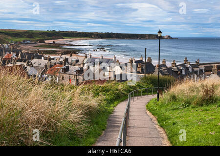 Cullen Ortschaft und Bucht, Moray Firth, Highland Region Schottland Stockfoto