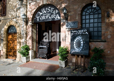 Museo della Tortura Folter Museum, Volterra, Toskana, Italien, Europa Stockfoto