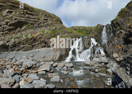 Wasserfall bei Welcombe Mund, Hartland Halbinsel North Devon Coast Stockfoto