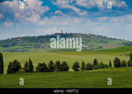Val d ' Orcia, Siena, Mountain Bike Ausflug in den Hügeln der Toskana - Pienza-Blick von der Straße Mezzoquarto The Checche Stockfoto