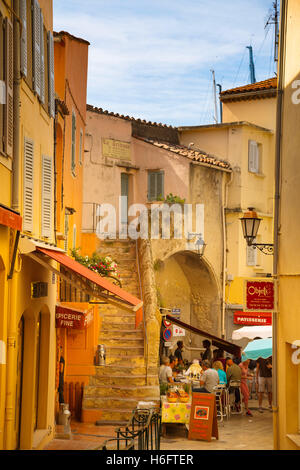 Bar-Restaurant. Historischen Zentrum, Dorf von Saint Tropez. Departement Var, Provence-Alpes-Cote d ' Azur. Côte d ' Azur. Frankreich. Stockfoto