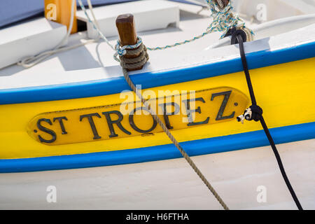 Angelboote/Fischerboote im Hafen, Marina, alten Hafen. Dorf von Saint Tropez. Departement Var, Provence-Alpes-Cote d ' Azur. Französisch Stockfoto