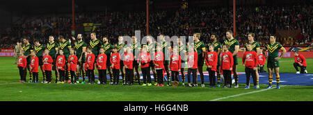 Das australische Team antreten, bevor die Ladbrokes vier Nationen im KC Lightstream Stadium Rumpf entsprechen. PRESSEVERBAND Foto. Bild Datum: Freitag, 28. Oktober 2016. Finden Sie unter PA Geschichte RUGBYL Australien. Bildnachweis sollte lauten: Dave Howarth/PA Wire. Einschränkungen: Nur zur redaktionellen Verwendung. Keine kommerzielle Nutzung. Keine falschen Handelsvereinigung. Keine video Emulation. Keine Manipulation von Bildern. Stockfoto