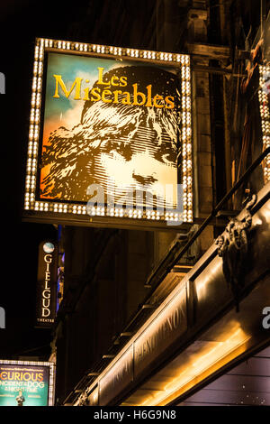 Les Miserables im Queens Theatre an der Shaftesbury Avenue im West End von London, UK Stockfoto