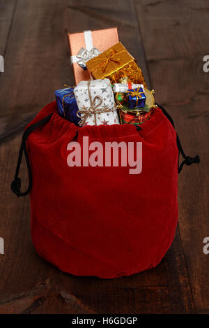 Nahaufnahme von Santa Spielzeugtasche Stockfoto