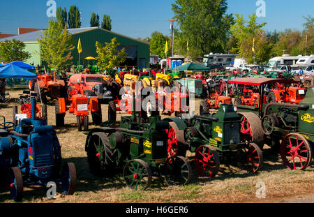 Antike Traktoren, große Oregon Dampf-Up, antike Powerland, Brooks, Oregon Stockfoto