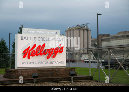 Ein Logo Zeichen außerhalb der Kellogg Battle Creek Werk in Battle Creek, Michigan am 16. Oktober 2016. Stockfoto