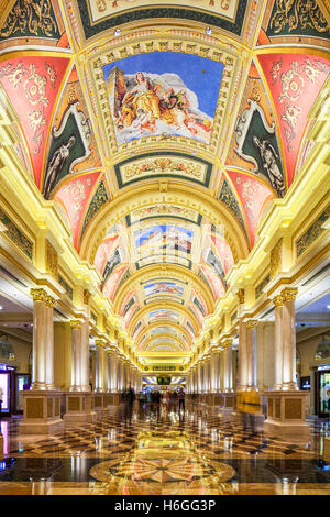 Die komplizierte Muster an der Decke des The Venetian Hotel, Cotai, Macau. Stockfoto