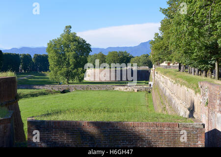 Befestigungen von Lucca in Italien Stockfoto