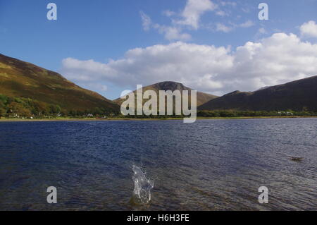 Splash am Loch Ranza, Isle of Arran Stockfoto