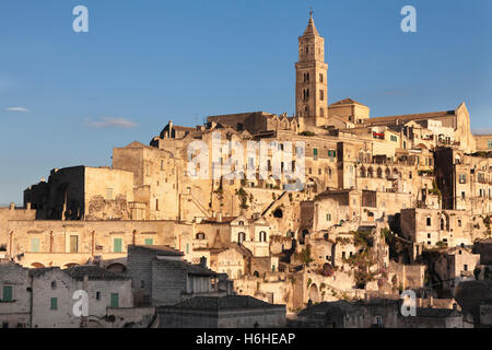 Sasso Barisano Altstadt mit Kathedrale, Matera, Basilicata, Apulien, Italien Stockfoto