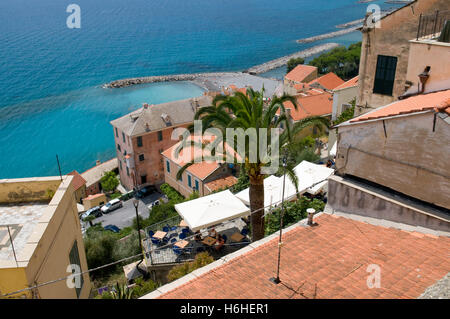 Blick von der historischen Stadt an der Küste, Cervo, Riviera, Ligurien, Italien, Europa Stockfoto