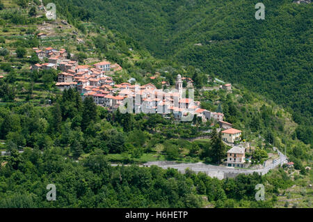 Bergdorf Corte im zentralen ligurischen Alpen Naturpark, Ligurien, Italien, Europa Stockfoto