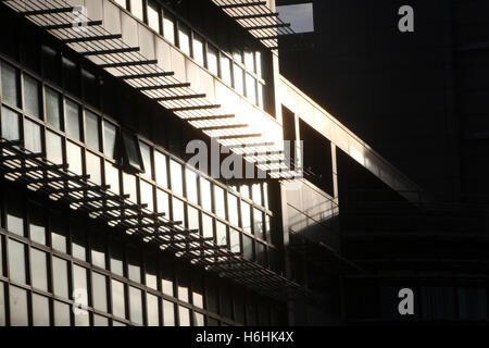 Glasgow Caledonian University bei Sonnenuntergang Stockfoto