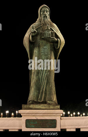 Statue des 11. Jahrhundert östlichen orthodoxen Heiligen Prohor Pcinjski in Skopje, Mazedonien Stockfoto